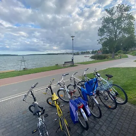 Nad Jeziorem Charzykowskim Emilia *