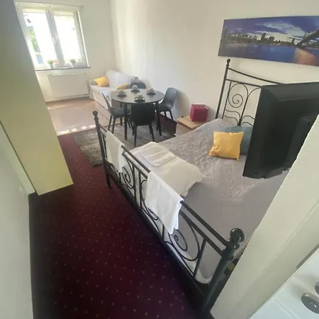 Nad Jeziorem Charzykowskim Emilia Apartamento Charzykowy