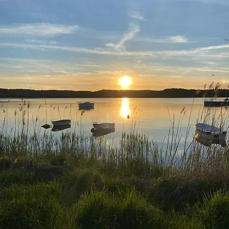 Nad Jeziorem Charzykowskim Emilia * Charzykowy