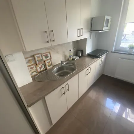 Nad Jeziorem Charzykowskim Emilia *