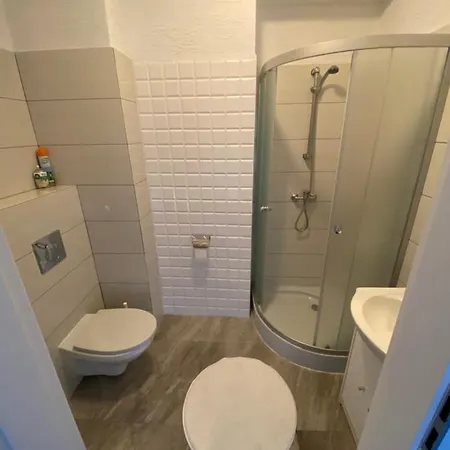 Nad Jeziorem Charzykowskim Emilia 아파트 *