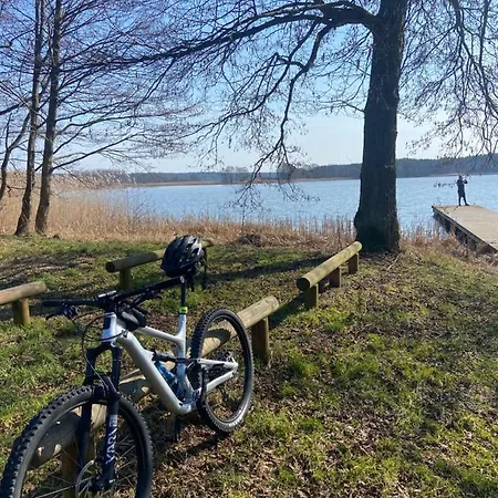 Nad Jeziorem Charzykowskim Emilia Apartamento