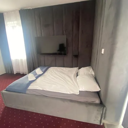 Nad Jeziorem Charzykowskim Emilia * Charzykowy