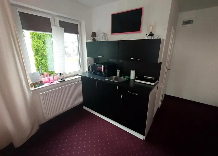 Nad Jeziorem Charzykowskim Emilia *