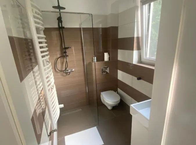 Nad Jeziorem Charzykowskim Emilia *