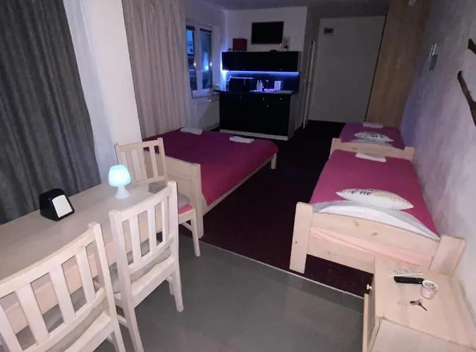 Nad Jeziorem Charzykowskim Emilia Apartment Charzykowy