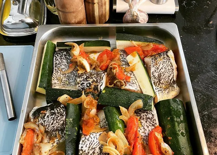 Nad Jeziorem Charzykowskim Emilia 公寓