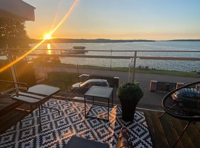 公寓 Nad Jeziorem Charzykowskim Emilia 哈日科维