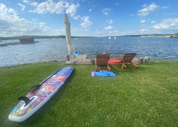 Nad Jeziorem Charzykowskim Emilia *